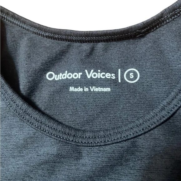 Outdoor Voices Athena Crop Top, Size Small, Very Good Condition - Picture 4 of 5